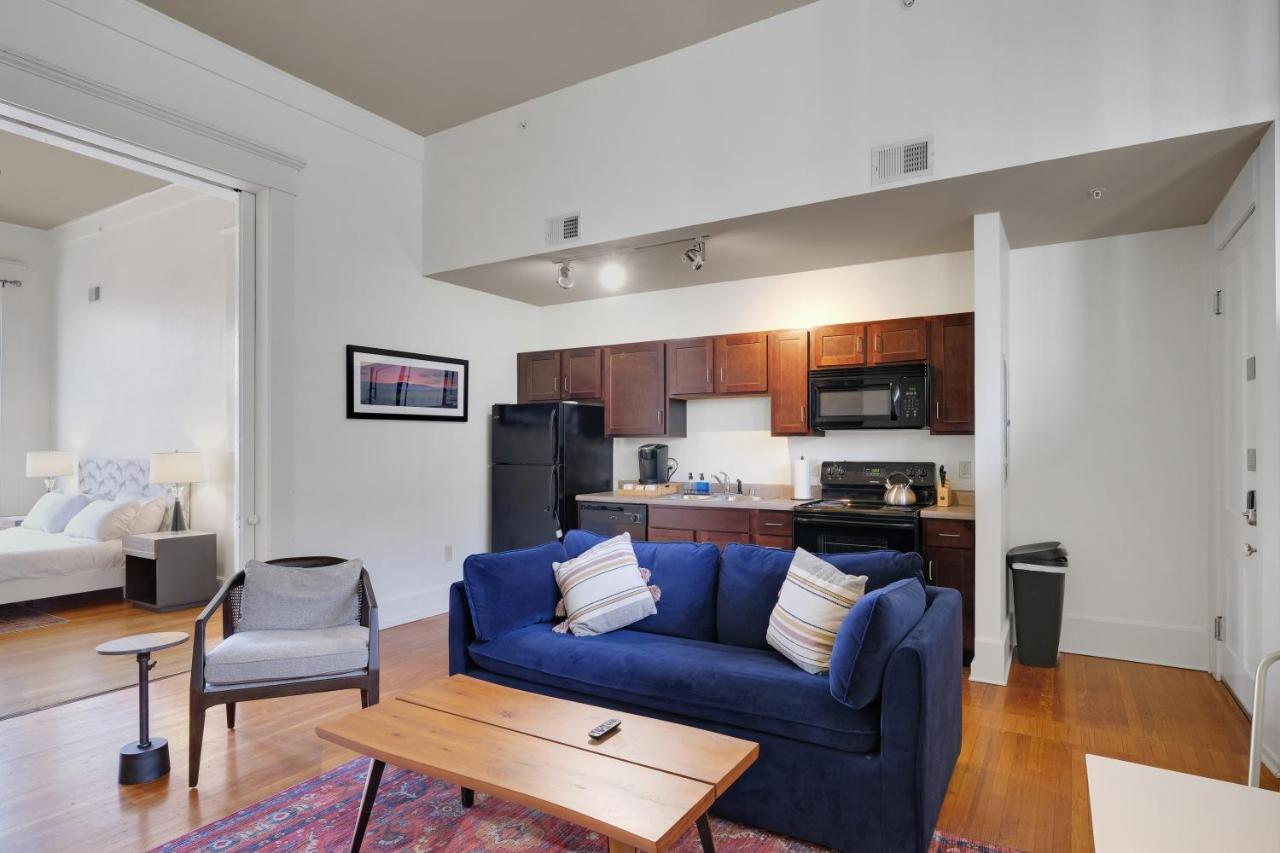 Apartment With King Bed In Downtown Louisville Buitenkant foto