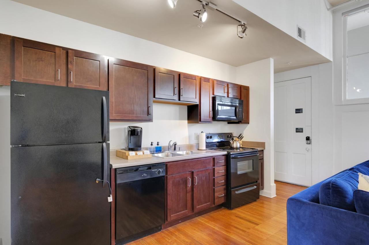 Apartment With King Bed In Downtown Louisville Buitenkant foto