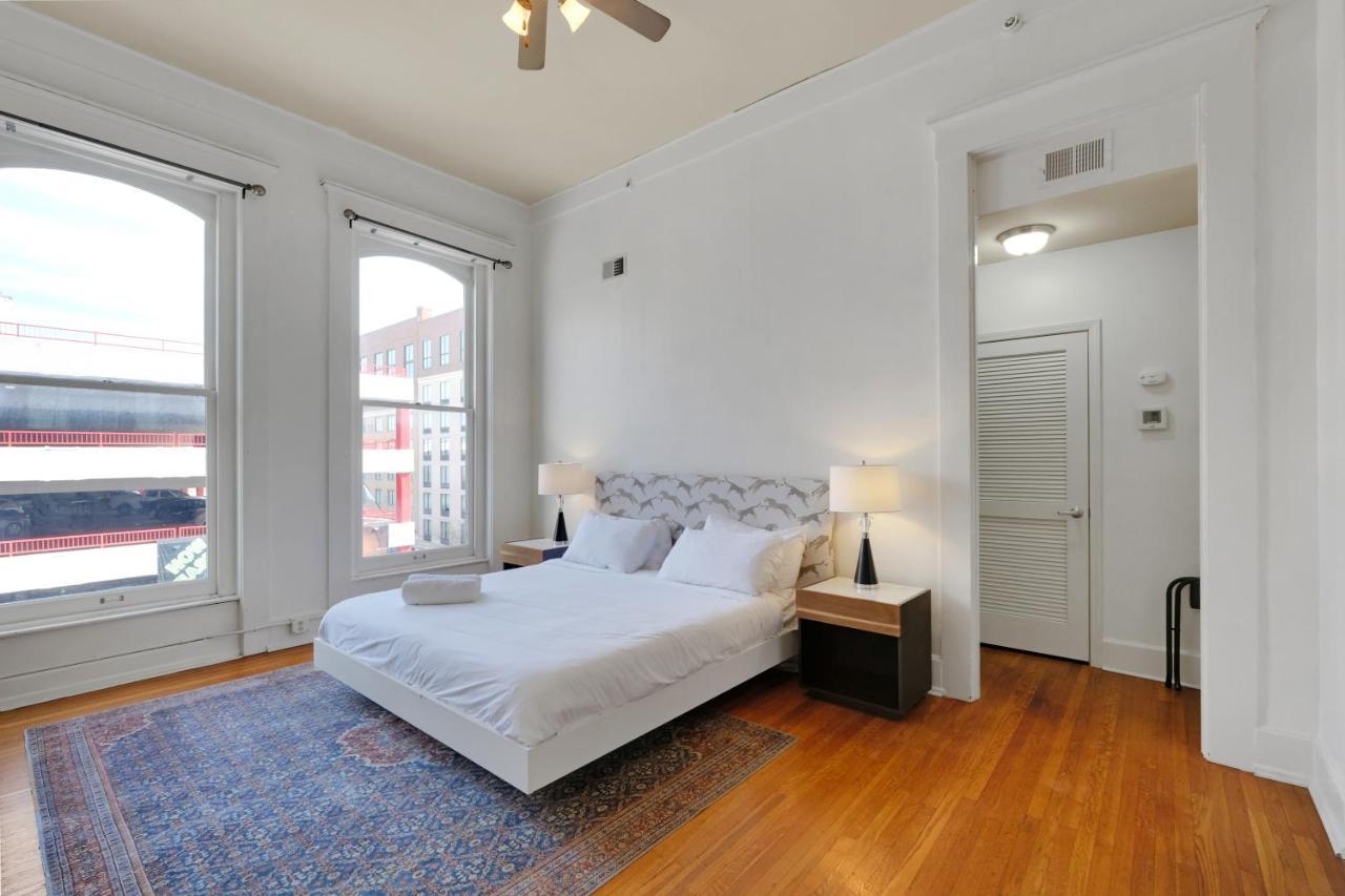 Apartment With King Bed In Downtown Louisville Buitenkant foto